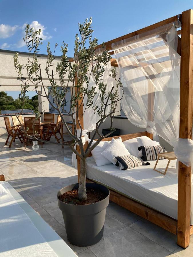 特罗吉尔Rooftop Spa公寓 外观 照片
