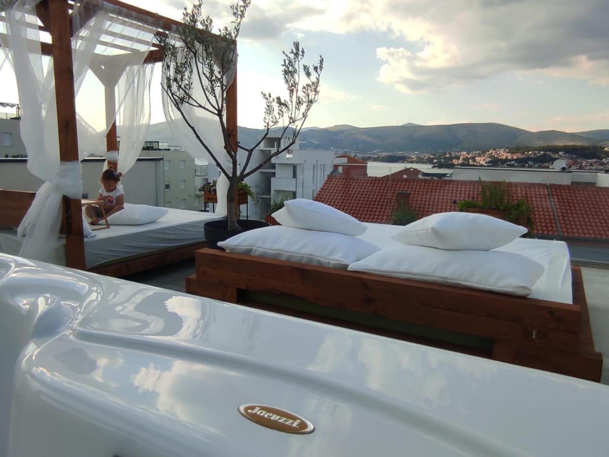 特罗吉尔Rooftop Spa公寓 外观 照片